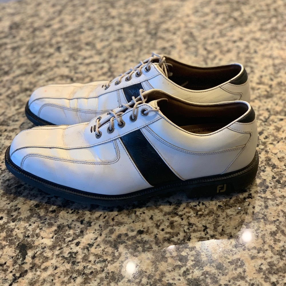 FootJoy Icon Golf Shoe